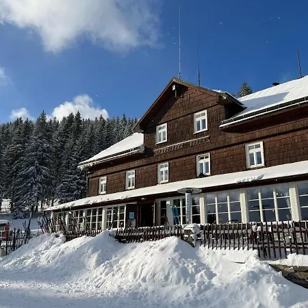 Lodge Lysecinska Bouda