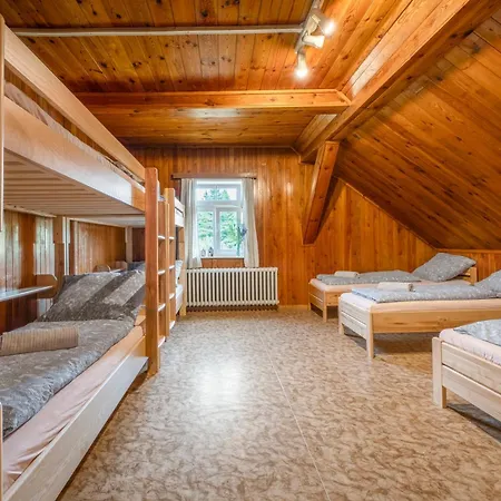 Lysecinska Bouda Lodge