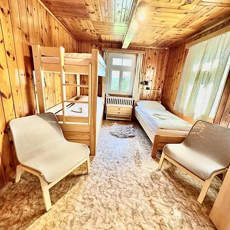Lysecinska Bouda Lodge *