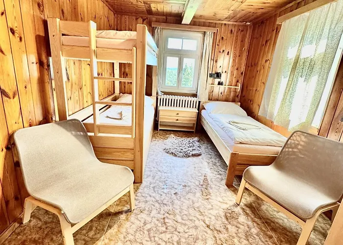 Lysečinská Bouda Lodge *